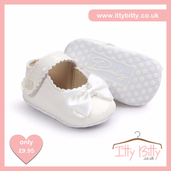 Itty Bitty White Soft Sole Baby Girl First Walkers Shoes