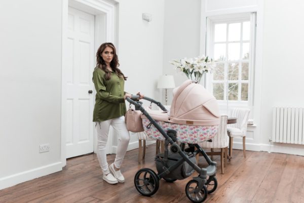 Amy Childs Roma Bambino SE Flamingo Travel System