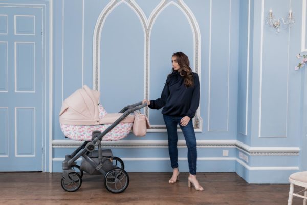 Amy Childs Roma Bambino SE Flamingo Travel System