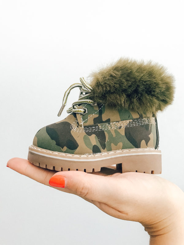 Itty Bitty Camouflage Winter fur boots