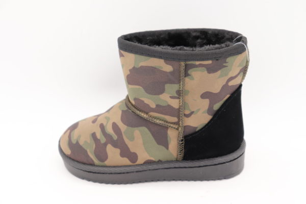 Itty Bitty Green Camouflage Snuggle Boots