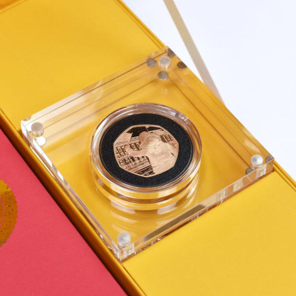 Paddington Bear Gold Royal Mint Collection Box - Image 9
