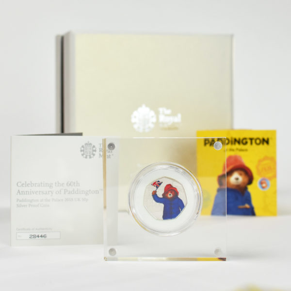 Silver Proof Paddington 50p in a deluxe personalised gift box - Image 2