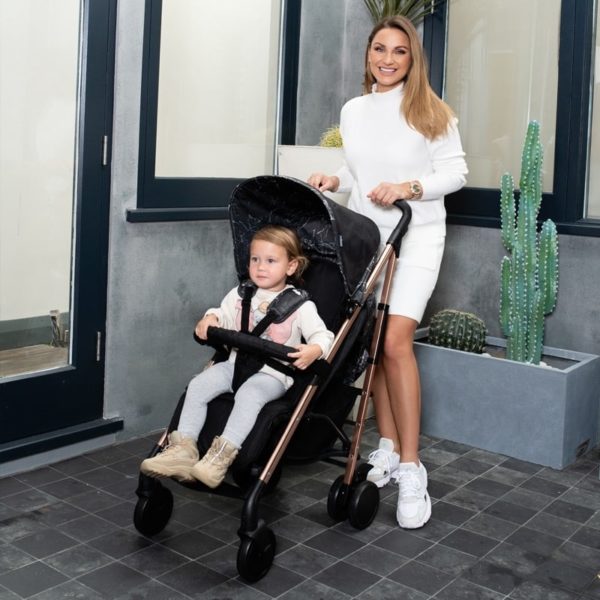 Dreamiie by Samantha Faiers MB51 Black Marble Stroller