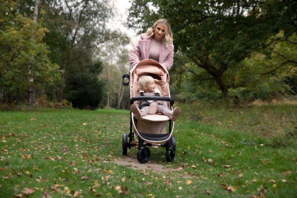 My Babiie Billie Faiers MB200 Rose Gold and Blush Pink Stroller Pushchair Buggy