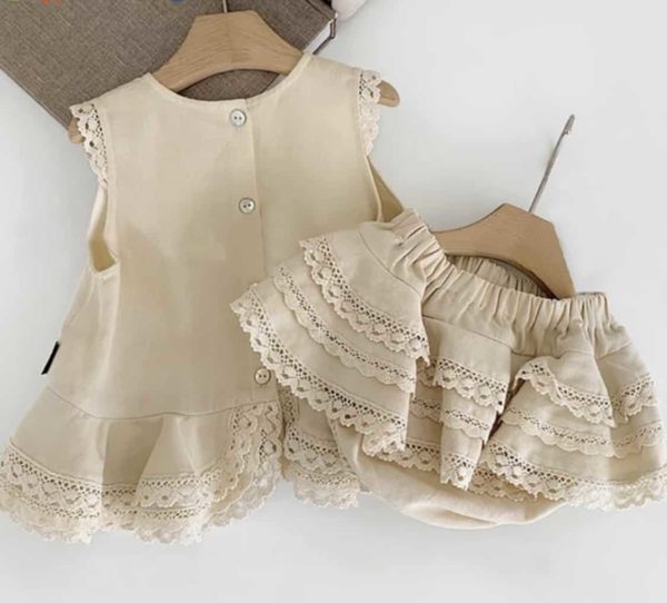 Itty Bitty Lace Ruffle Set