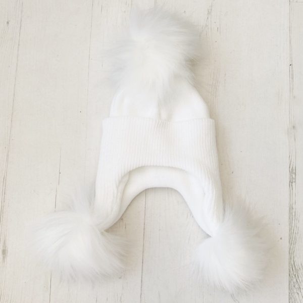 Itty Bitty Ivory 3 Pom Pom Hat