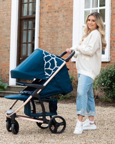 Dani Dyer MB200 Navy Giraffe pushchair