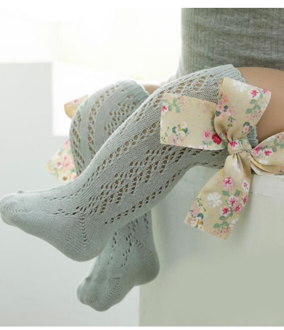 Itty Bitty Grey With Floral Bow Knee Socks