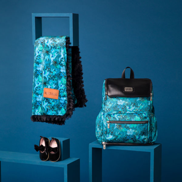 BIZZI GROWIN CHANGING BACKPACK - HUMMINGBIRD - Image 2