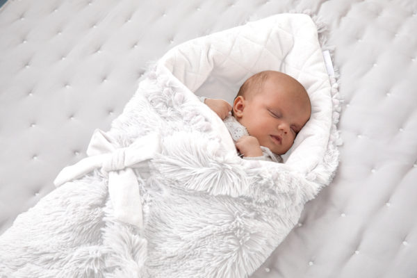 BIZZI GROWIN BABY BLANKET - ICE WHITE - KOOCHIWRAP