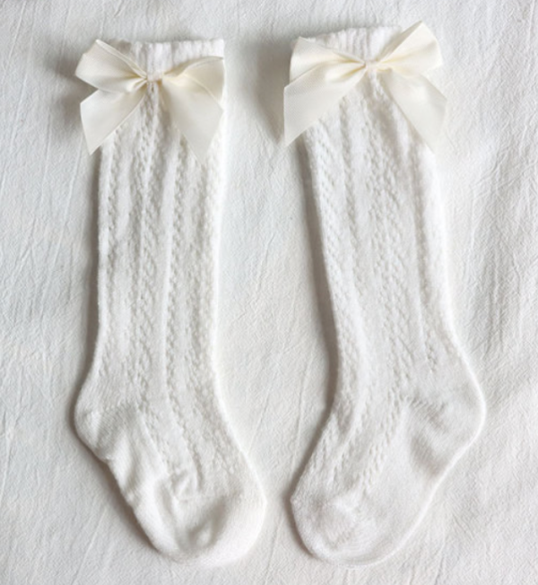 Itty Bitty White Knee High Bow Socks