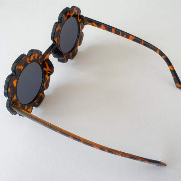 Itty Bitty Classic Tortoise Sunglasses - Image 3
