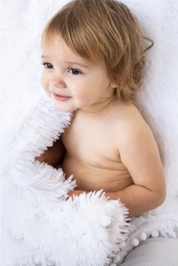BIZZI GROWIN FLUFFY BABY BLANKET - ICE WHITE - KOOCHICOO - Image 3