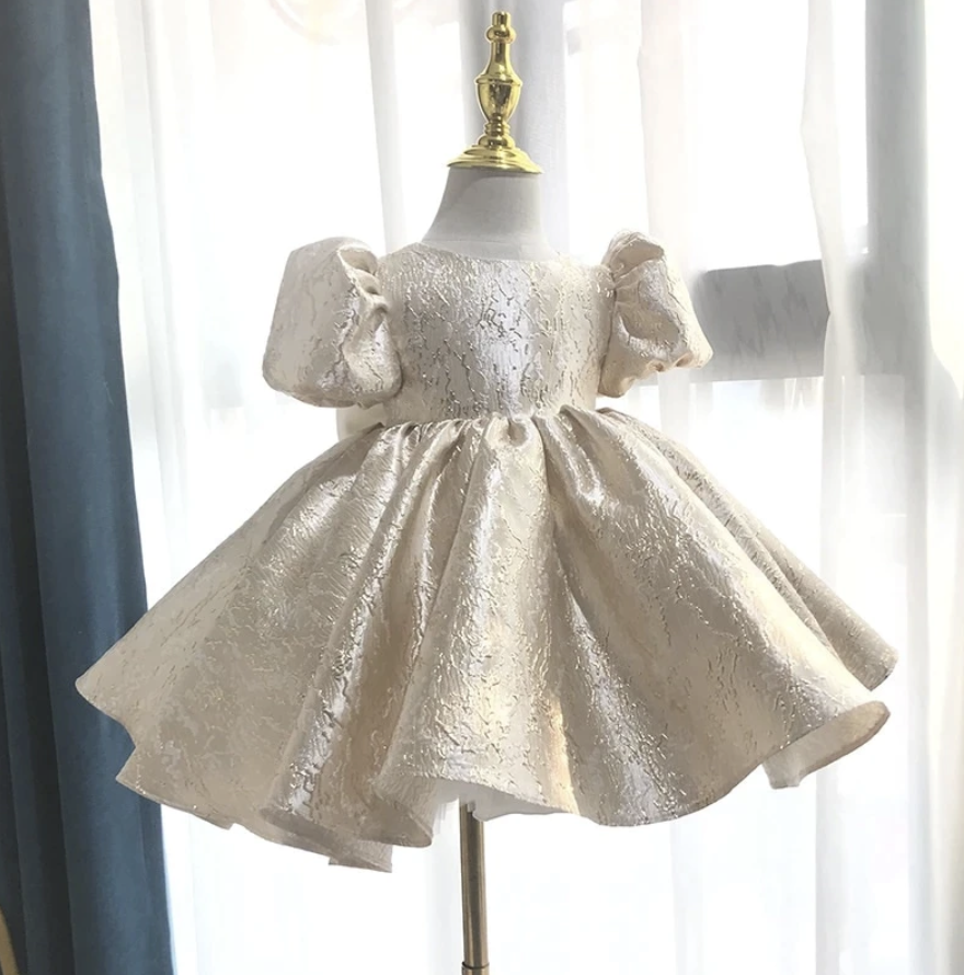 Stylish Newborn Party Dresses for Special Occasions 6 newborn party dresses