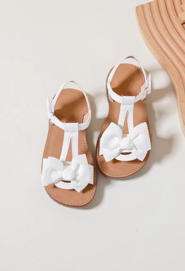 Itty Bitty White Bora Bora Bow Sandals