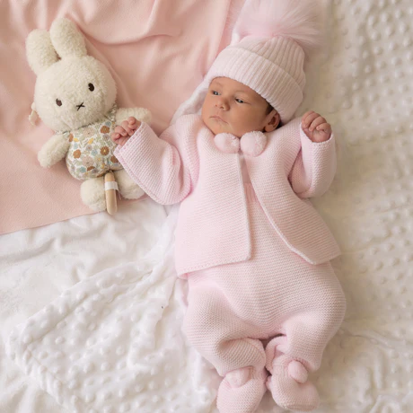 Cute Newborn Outfits: Dressing Your Bundle of Joy in Adorable Style 2 Cute Newborn Outfits