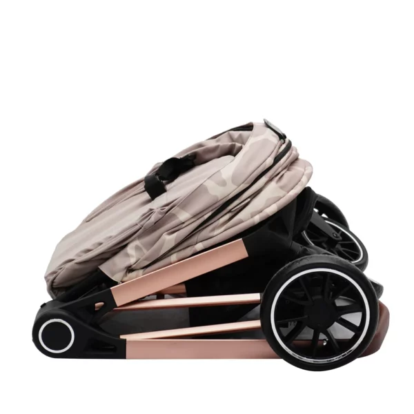 MB250i Dani Dyer Rose Gold Giraffe iSize Travel System - Image 6