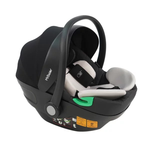 MB250i Billie Faiers Black Quilted iSize Travel System - Image 10