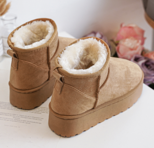 Itty Bitty Women's Chestnut Dipper Chunky Boots - Image 3