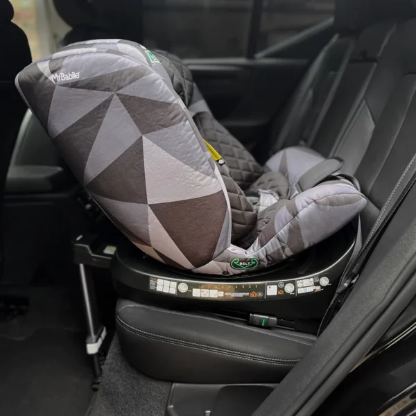 Dani Dyer iSize Black Geo Spin Car Seat (40-150cm)