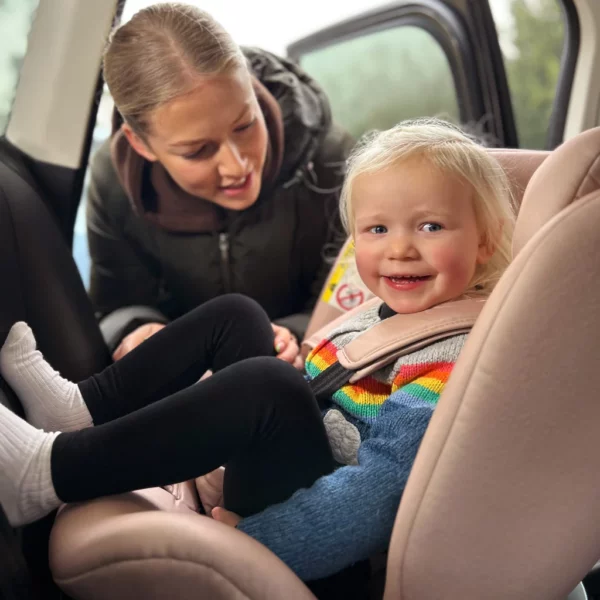 Samantha Faiers iSize Pink Polka Spin Car Seat (40-150cm)