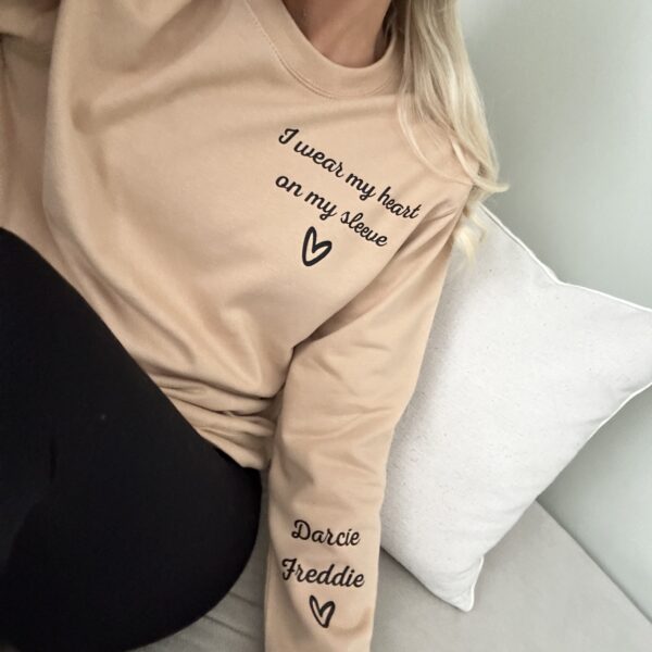 Itty Bitty Women's Oversized Heart On My Sleeve Sweatshirt - Image 3