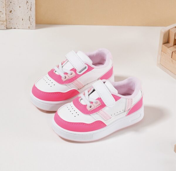 Itty Bitty White With Fushsia Detail Trainers