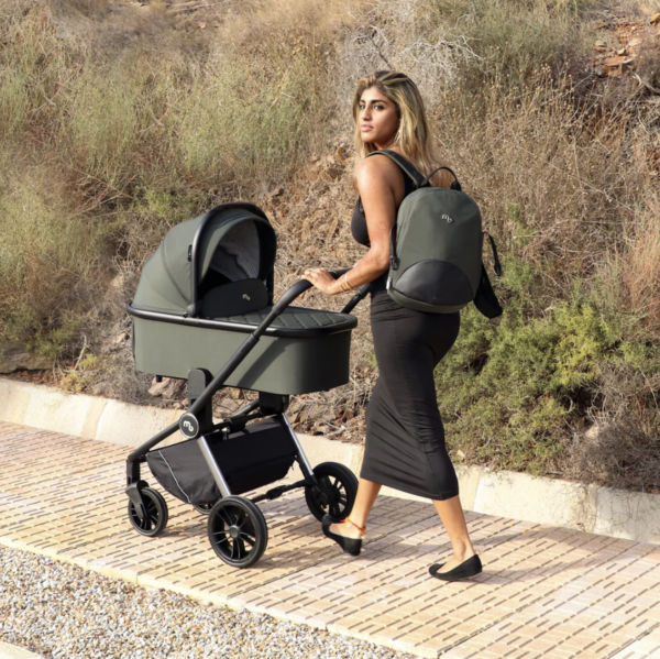 MB450i 3-in-1 Travel System with i-Size Car Seat - Forest Green - Image 14