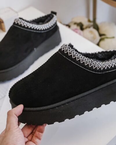 Itty Bitty Women's Black Taz Clogs