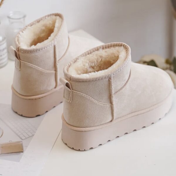 Itty Bitty Women's Light Beige Dipper Chunky Boots - Image 3