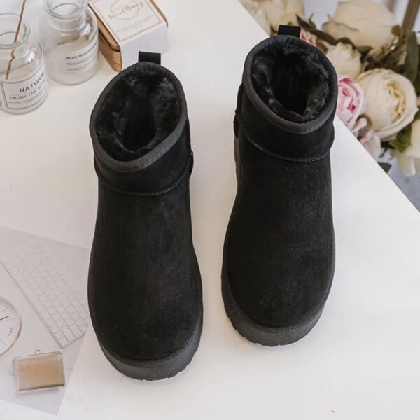 Itty Bitty Women's Black Dipper Chunky Boots - Image 3