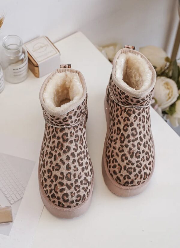 Itty Bitty Women's Leopard Print Dipper Chunky Boots - Image 3
