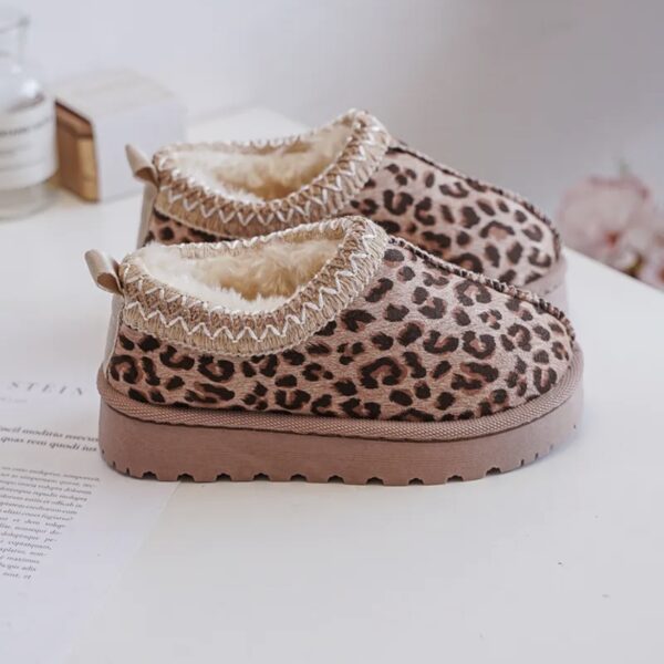 Itty Bitty Tazz Leopard Print Clogs boots - Image 4
