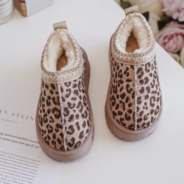 Itty Bitty Tazz Leopard Print Clogs boots - Image 5
