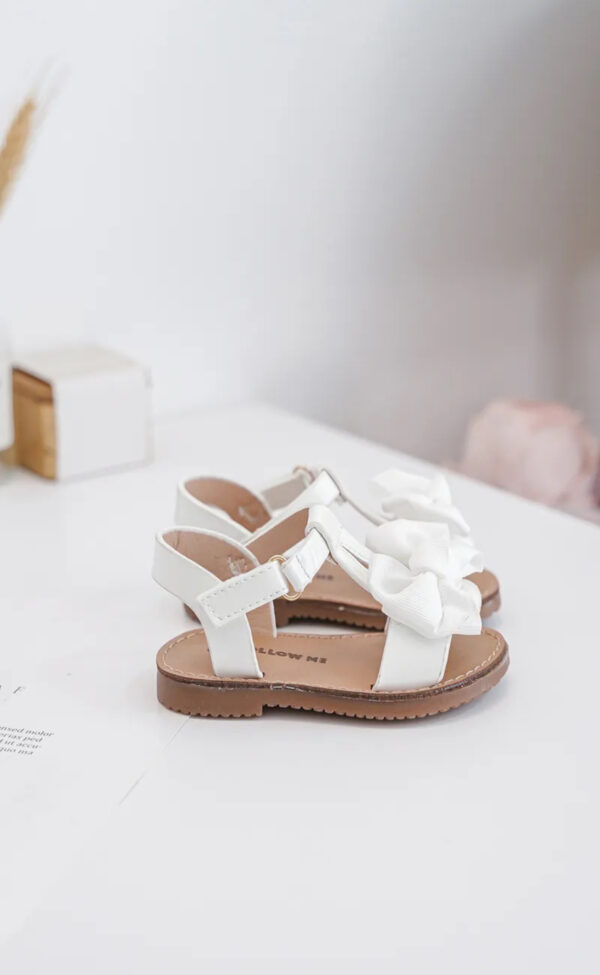 Itty Bitty White Bora Bora Bow Sandals