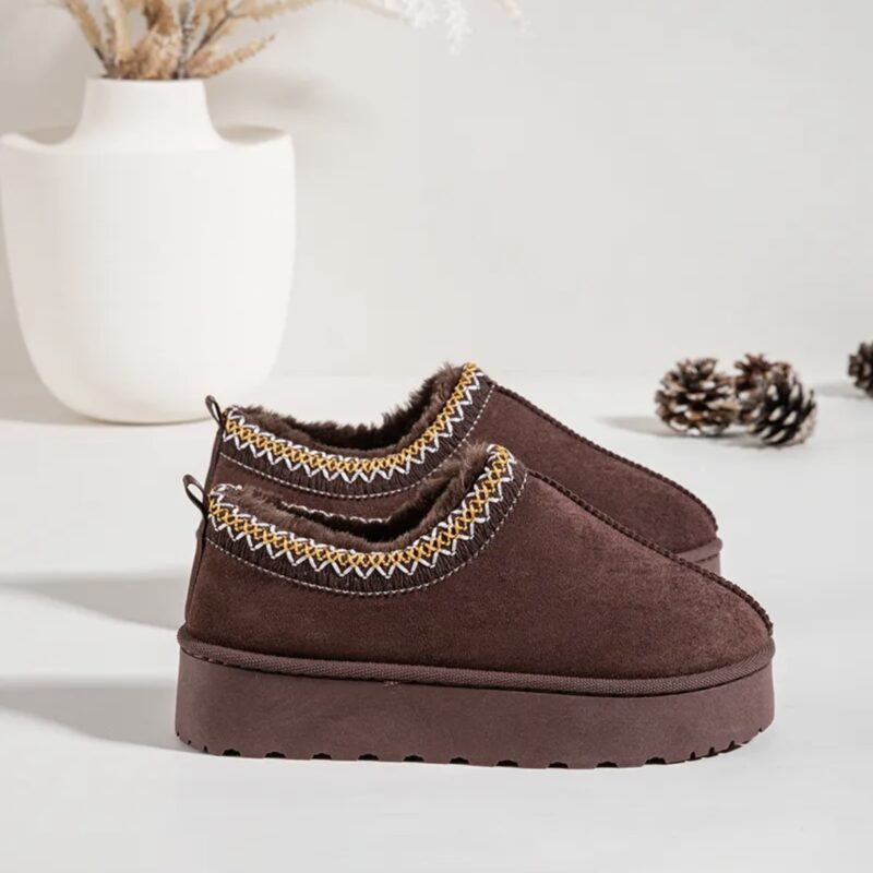 Itty Bitty Tazz Chocolate Clogs Womens