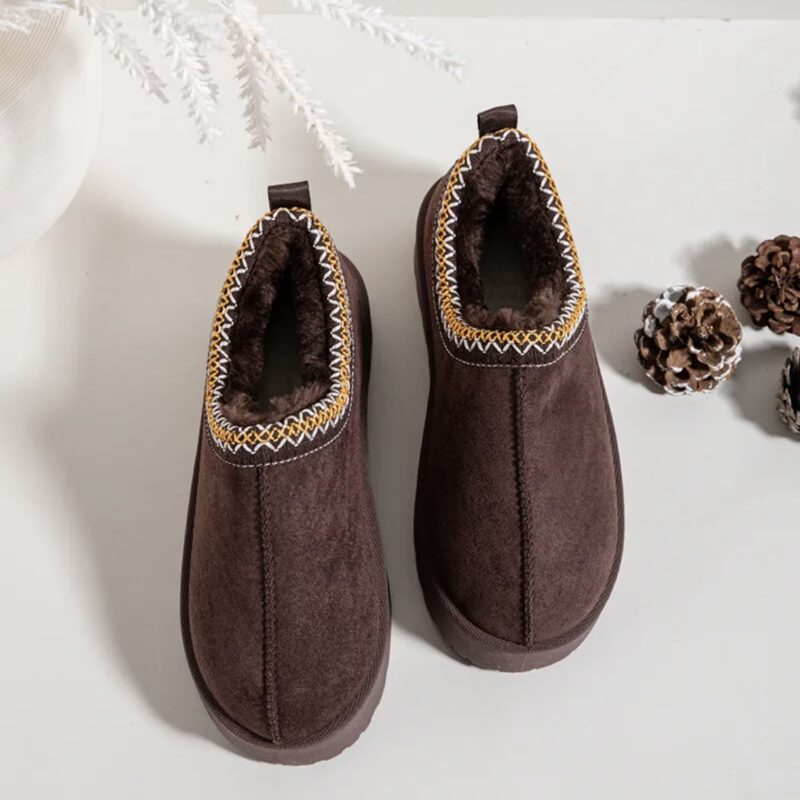 Itty Bitty Tazz Chocolate Clogs Womens