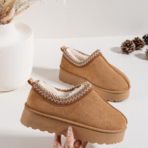 Itty Bitty Tazz Chestnut Clogs Womens
