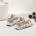 Itty Bitty Kids NYC Beige & White Trainers